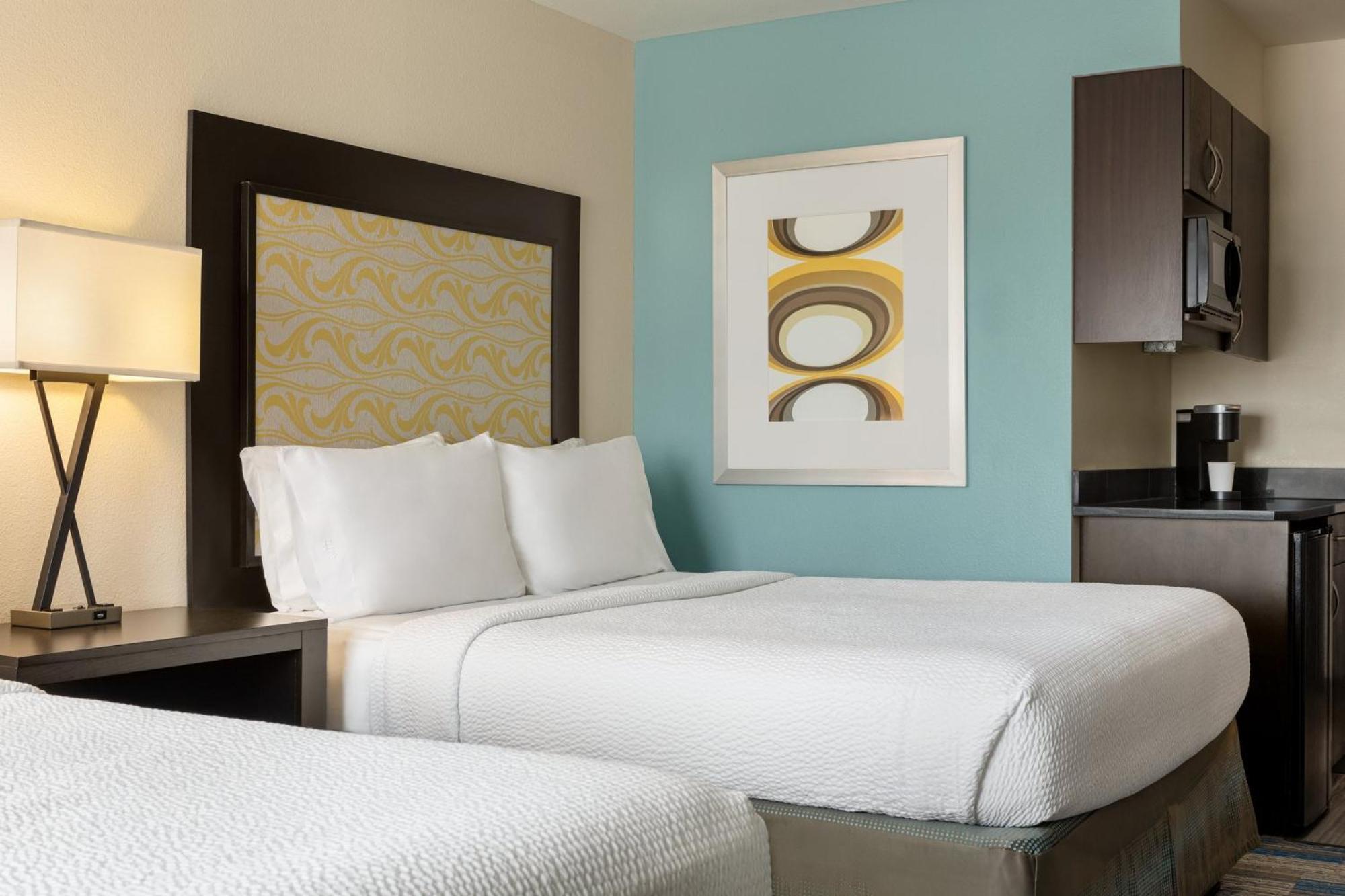 Holiday Inn Express & Suites Colorado Springs Central By Ihg Экстерьер фото