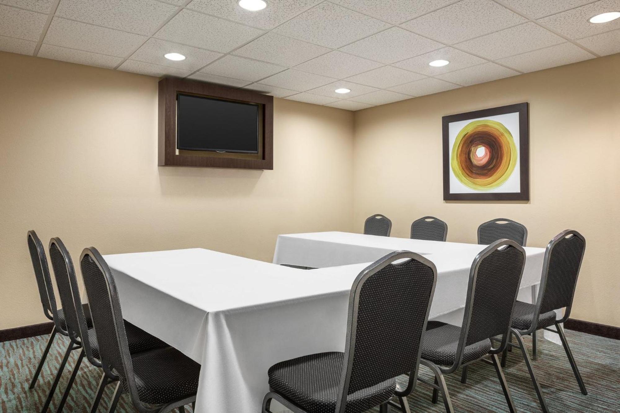 Holiday Inn Express & Suites Colorado Springs Central By Ihg Экстерьер фото